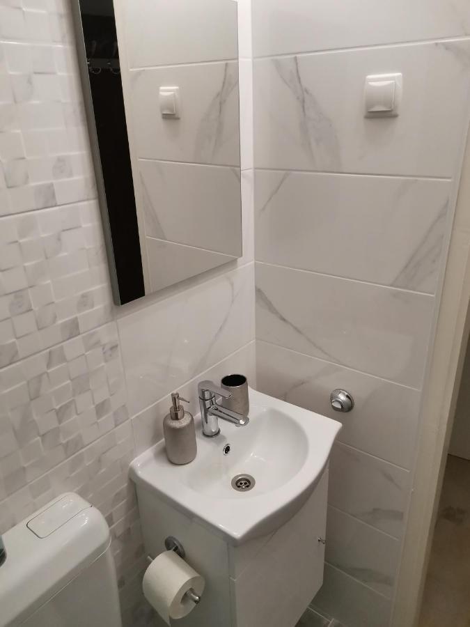 Apartmani Godinic Palit 外观 照片